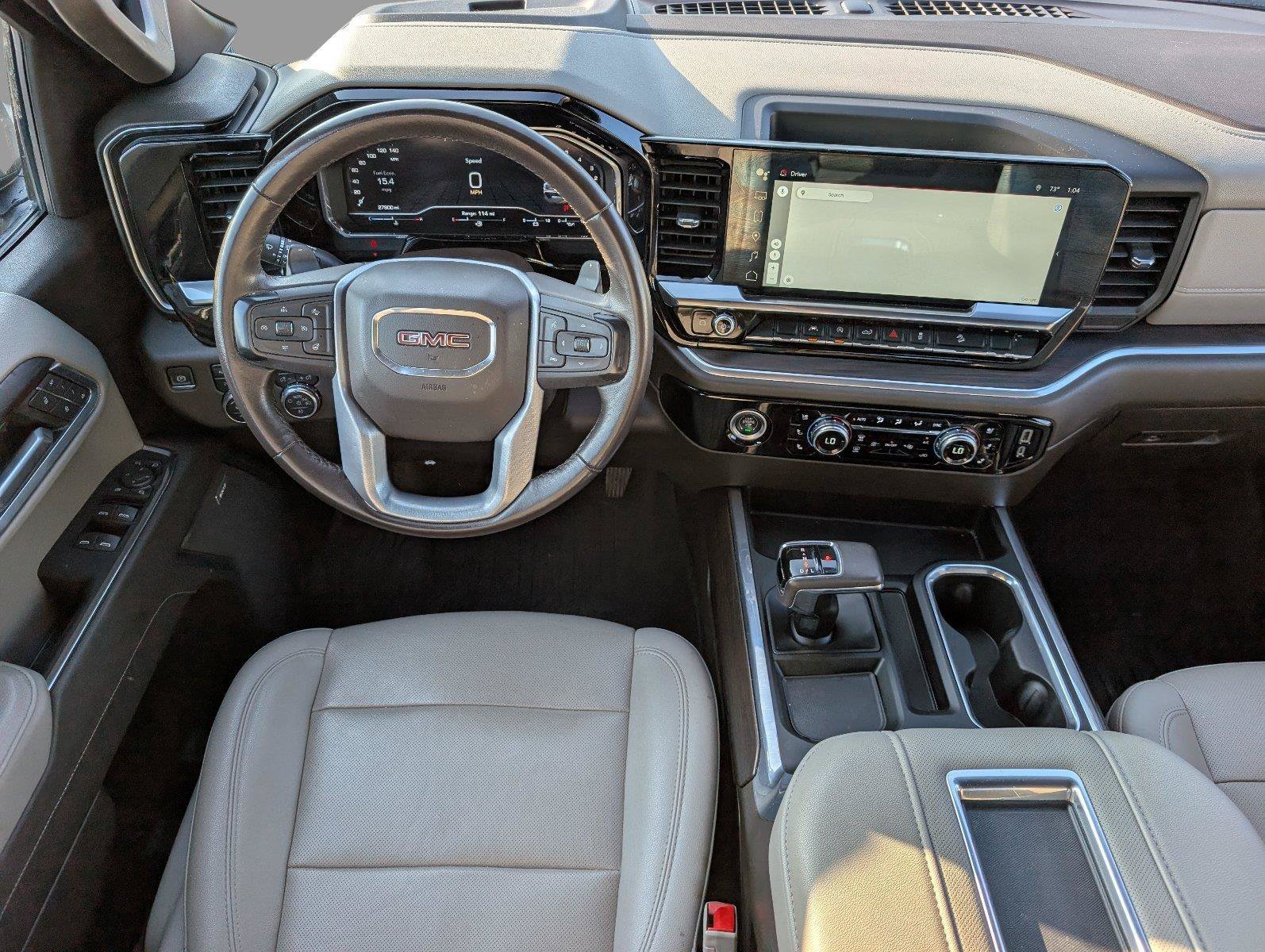 Used 2022 GMC Sierra 1500 SLT AWD/4WD image 31
