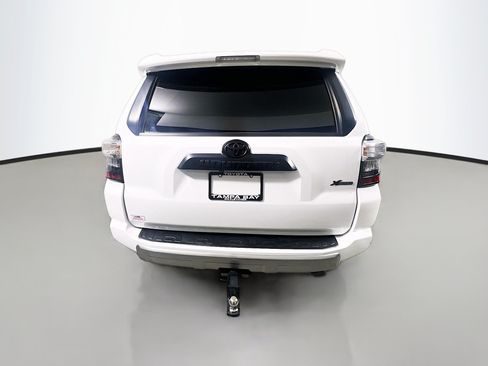 Used 2024 Toyota 4Runner TRD Off-Road Premium w/ Off Road Premium Plus Package AWD/4WD image 6