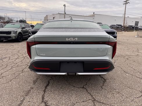 New 2026 Kia K4 LXS image 20