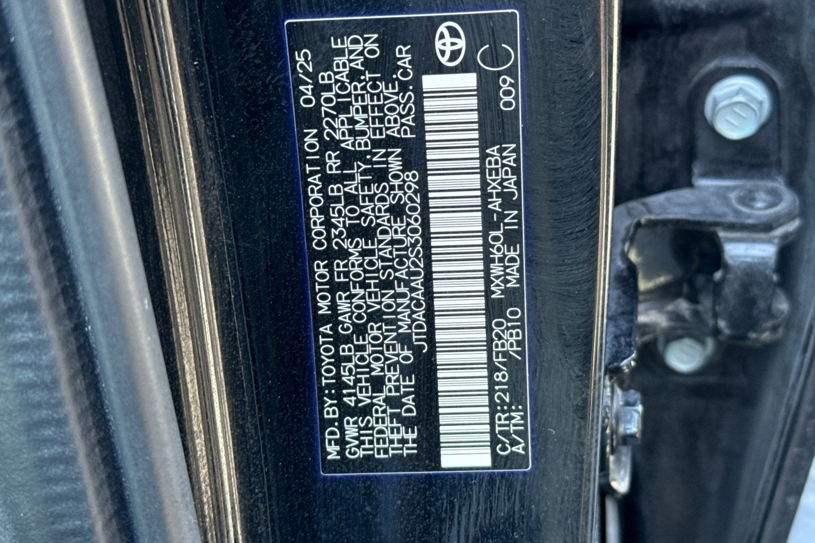 Used 2025 Toyota Prius LE FWD image 35