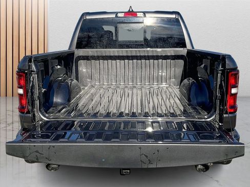 New 2026 RAM 1500 Big Horn AWD/4WD image 21