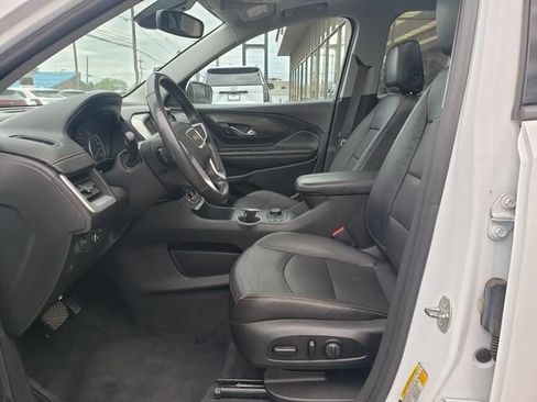 Used 2021 GMC Terrain SLT w/ Infotainment Package II AWD/4WD image 10