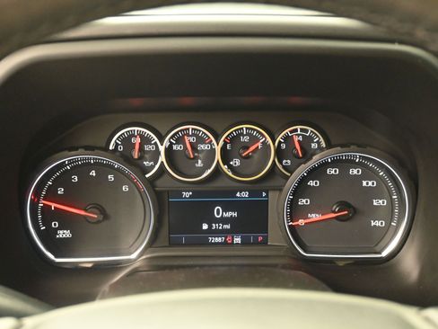 Used 2021 Chevrolet Tahoe Z71 w/ Luxury Package image 10