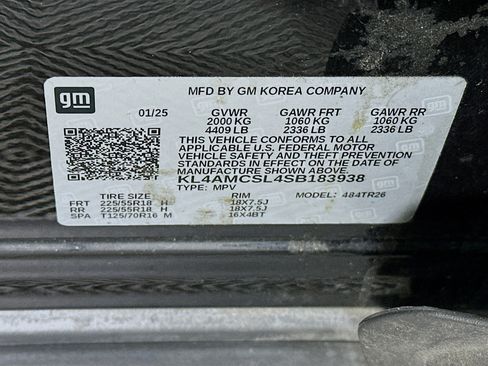 Used 2025 Buick Encore GX Preferred AWD/4WD image 12