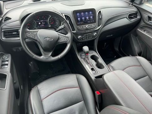 Used 2022 Chevrolet Equinox RS w/ RS Leather Package AWD/4WD image 8