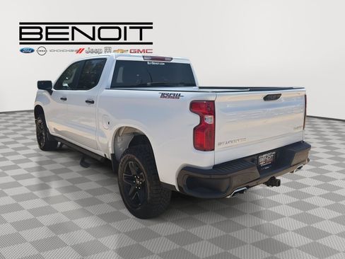Used 2024 Chevrolet Silverado 1500 Custom Trail Boss AWD/4WD image 5