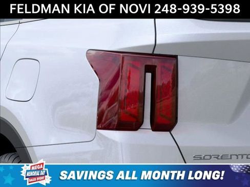 New 2026 Kia Sorento S FWD image 11