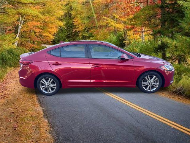 Used 2017 Hyundai Elantra Value Edition FWD image 2