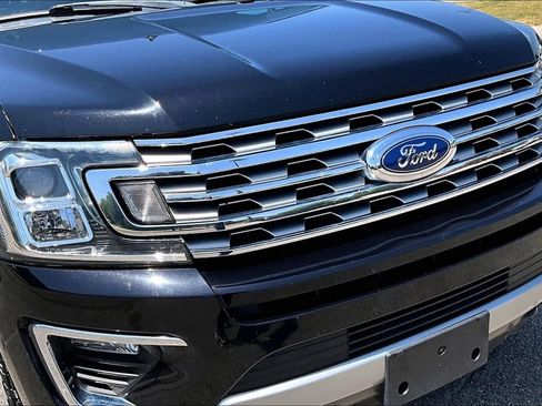 Used 2019 Ford Expedition Max Limited AWD/4WD image 31