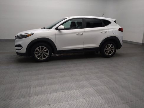 Used 2017 Hyundai Tucson SE FWD image 2