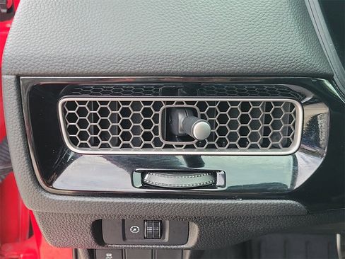 Used 2023 Honda Civic Sport image 32