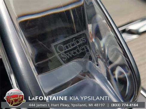 Used 2022 Volvo XC60 B6 Inscription w/ Protection Package Premier image 27