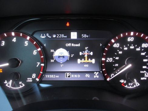 Used 2023 Nissan Frontier PRO-4X w/ Pro-4X Premium Package image 15