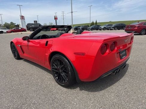 Used 2013 Chevrolet Corvette Grand Sport w/ 3LT Preferred Equipment Group RWD image 8