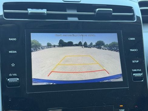 Used 2024 Hyundai Tucson SEL FWD image 17