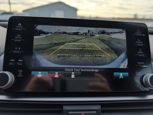 Used 2021 Honda Accord Sport image 21