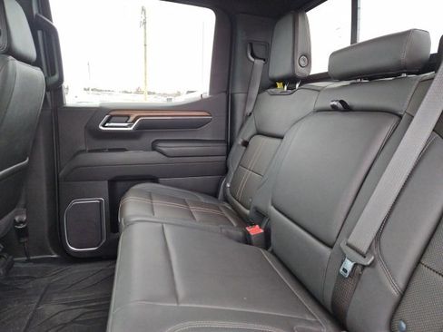 Certified 2023 Chevrolet Silverado 1500 High Country w/ High Country Premium Package image 18