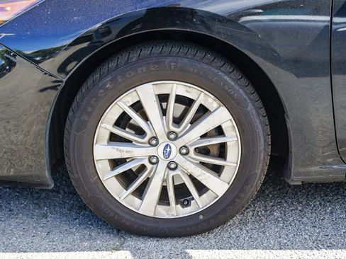 Used 2018 Subaru Impreza 2.0i Premium image 10