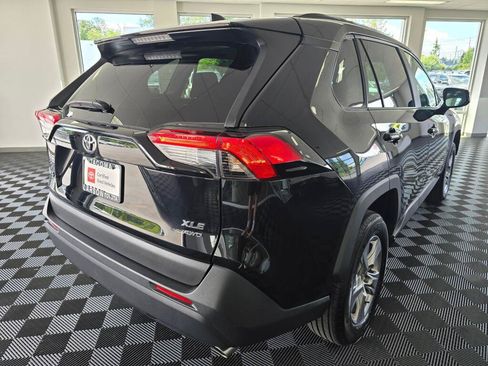 Certified 2025 Toyota RAV4 XLE AWD/4WD image 3