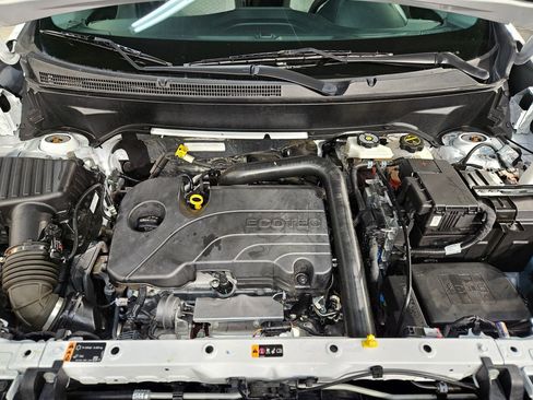 Used 2024 Chevrolet Equinox LT image 19