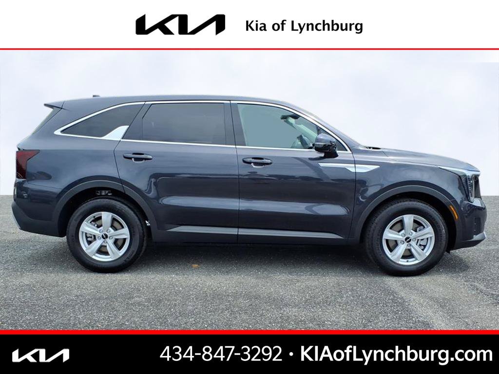 New 2026 Kia Sorento LX FWD image 3