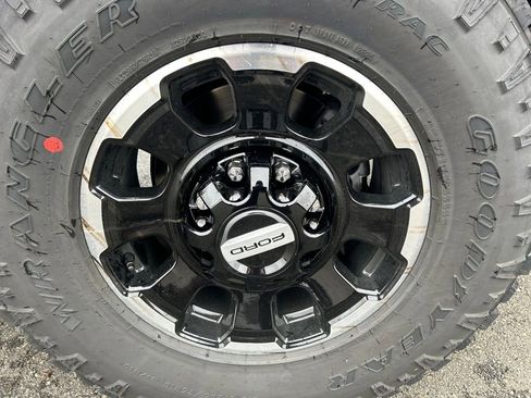 New 2026 Ford F250 Lariat w/ Tremor Off-Road Package image 28