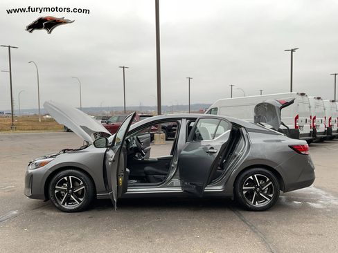 Used 2024 Nissan Sentra SV image 35