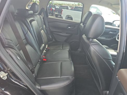 Used 2021 Nissan Rogue SV AWD/4WD image 15