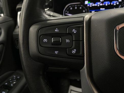 Used 2021 GMC Yukon XL Denali image 16