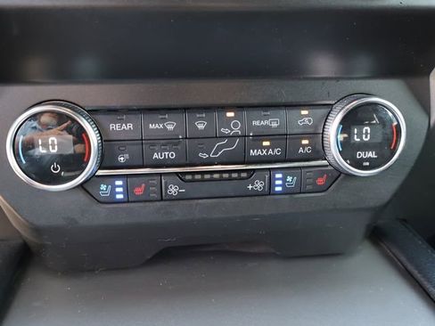 Certified 2021 Ford Expedition XLT image 31