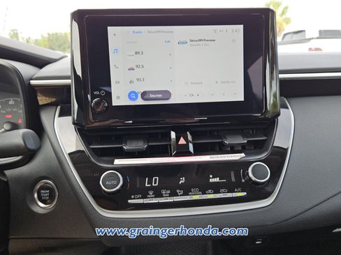 Used 2024 Toyota Corolla LE w/ LE Convenience Package FWD image 15