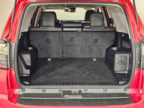 Used 2023 Toyota 4Runner SR5 Premium image 38