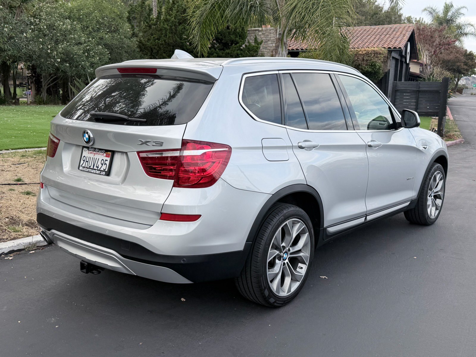Used 2017 BMW X3 xDrive28i AWD/4WD image 5