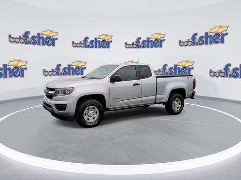 Certified 2017 Chevrolet Colorado W/T w/ WT Convenience Package AWD/4WD image 4