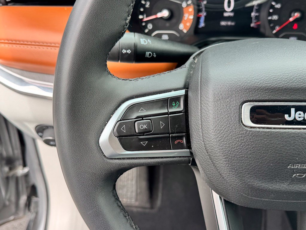Used 2024 Jeep Compass Limited AWD/4WD image 14