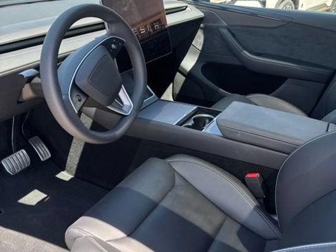 Used 2026 Tesla Model Y Performance AWD/4WD image 16