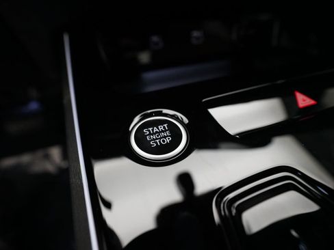 New 2026 Audi A6 Premium Plus AWD/4WD image 30