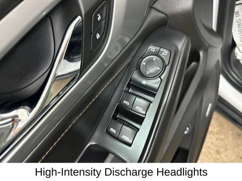 Used 2021 Chevrolet Traverse RS FWD image 37