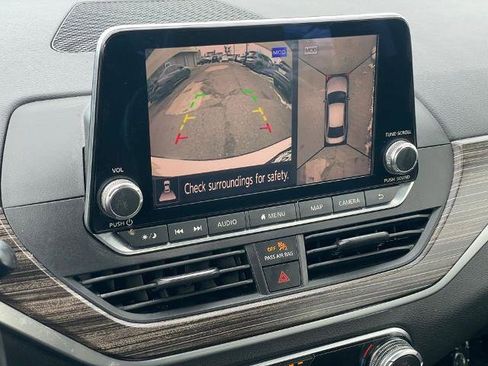 Certified 2019 Nissan Altima 2.5 Platinum image 16