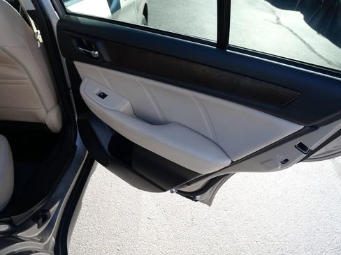 Used 2019 Subaru Outback 2.5i Limited image 28