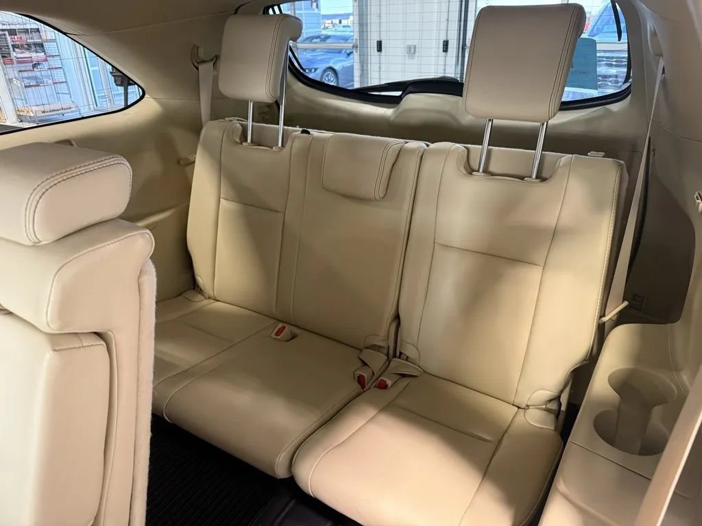 Used 2015 Toyota Highlander XLE AWD/4WD image 35