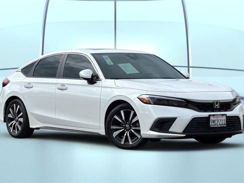 Certified 2024 Honda Civic EX-L image 2