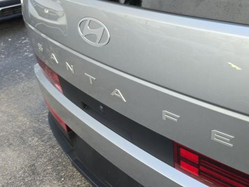 Used 2024 Hyundai Santa Fe SEL image 5
