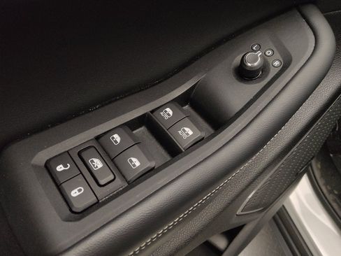 Used 2022 Jeep Grand Cherokee Limited 4xe w/ Luxury Tech Group II image 27