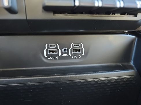 Certified 2022 RAM 2500 Laramie image 30