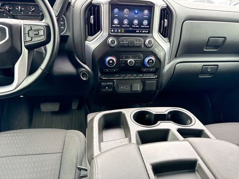 Used 2023 GMC Sierra 2500 SLE w/ SLE Value Package; AWD/4WD image 18