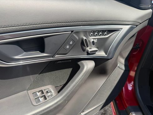 Used 2024 Jaguar F-TYPE R-Dynamic RWD image 22