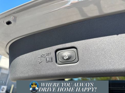 New 2026 Lincoln Nautilus Reserve w/ Jet Appearance Package image 27