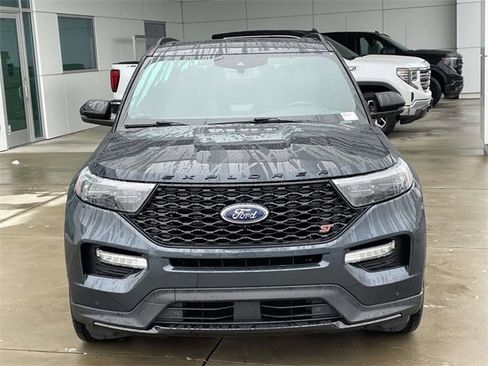 Used 2022 Ford Explorer ST w/ Equipment Group 401A image 3