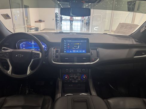 Used 2022 Chevrolet Suburban Z71 w/ Z71 Off-Road Package image 31
